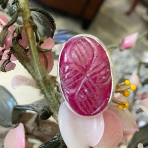 Vintage 925 engraved Kashmir Ruby ring